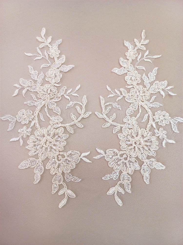 1246-24x13cm-gyongyozott-krem