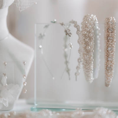 Menyasszonyi fejdíszek és hajdíszek