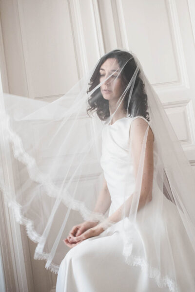 FIONA - hosszú csipkés menyasszonyi fátyol